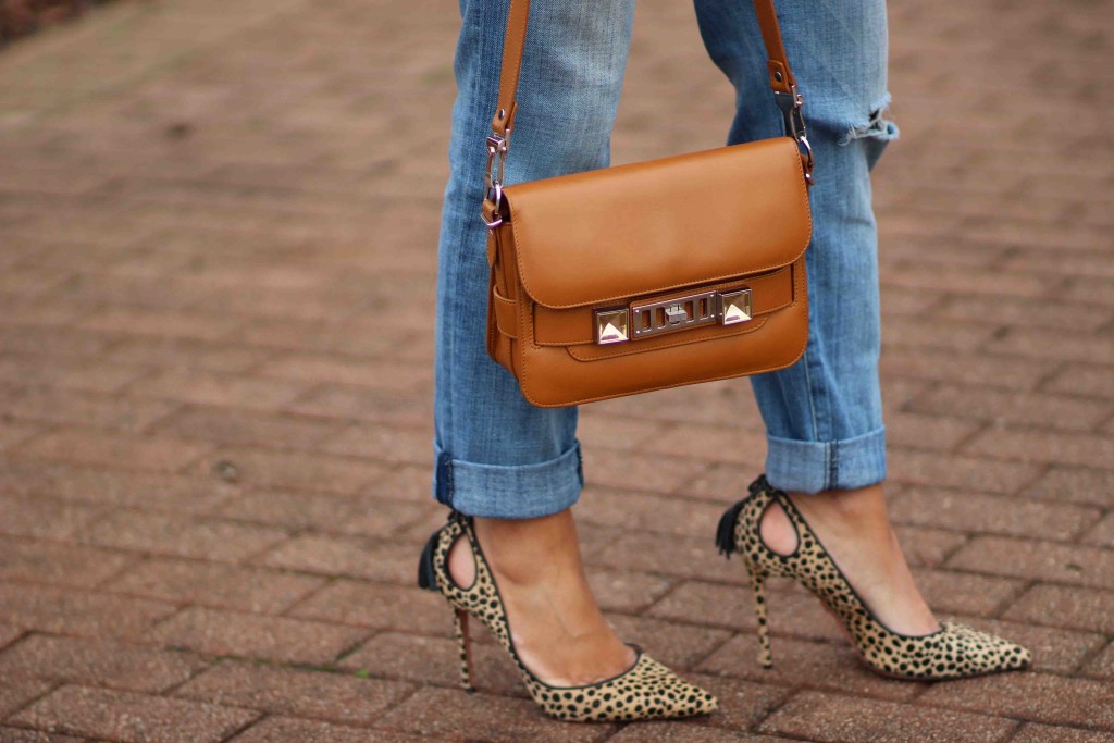 aquazurra-marilyn-pumps