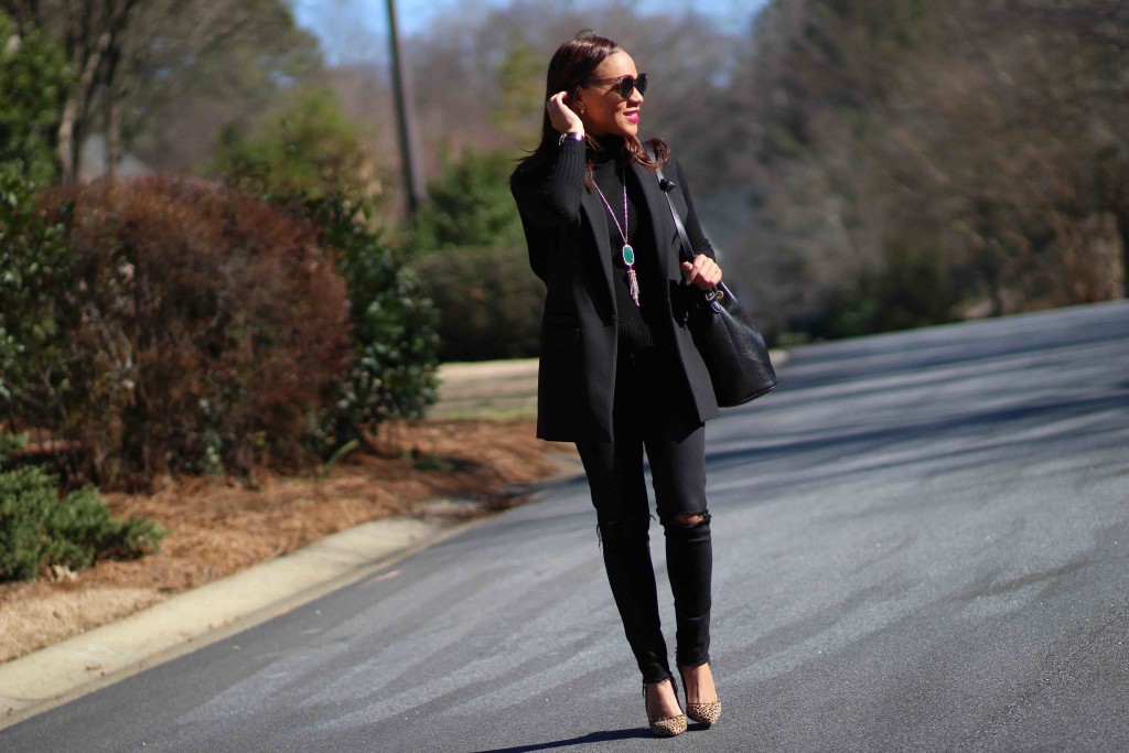 all-black-outfit-for-women