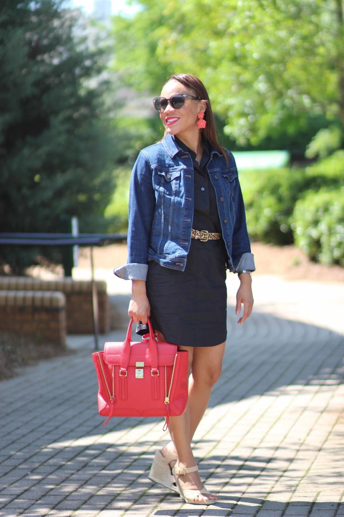 black-sleeveless-shirt-dress-outfit