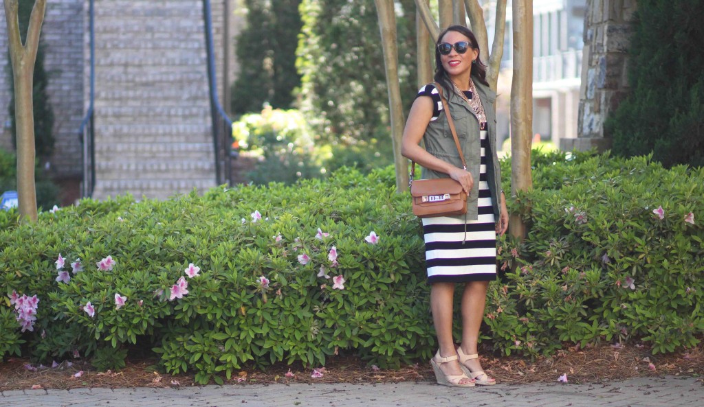 black-and-white-striped-dress-outfit