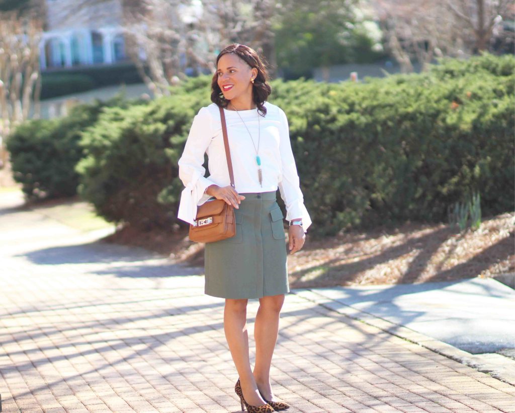 ann taylor tie sleeve top, banana republic crepe military skirt, sam edelman leopard hazel pumps, kendra scott rayne necklace, spring business casual outfit