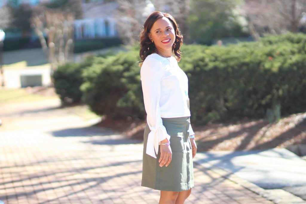 ann taylor tie sleeve top, banana republic crepe military skirt, sam edelman leopard hazel pumps, kendra scott rayne necklace, spring business casual outfit