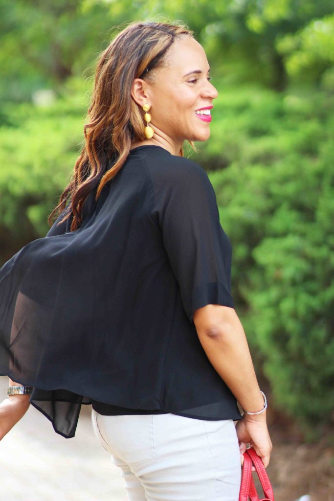 how to style metallic jeans, cypress and fifth review, bauble bar statement necklace, 3.1 phillip lim bag