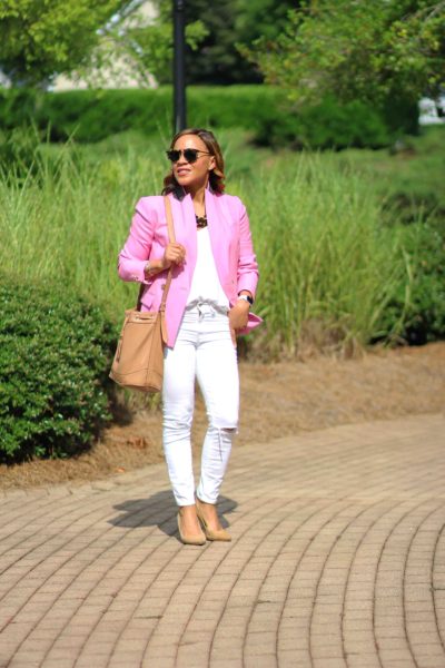 jcrew dover blazer, pink blazer outfit, all white outfit for work, zara nude suede heels, nicole to the nines, old navy bucket bag