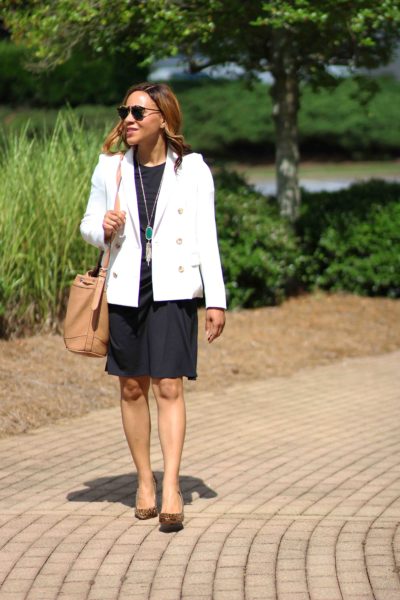black banana republic t-shirt dress, old navy bucket bag, gold steven sandals, karen walker super duper sunglasses, nicole to the nines, summer business casual outfit, how to wear a t-shirt dress, white jcrew double breasted blazer