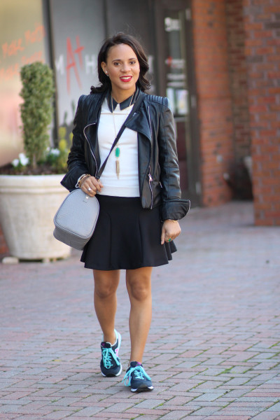 Black-skater-skirt