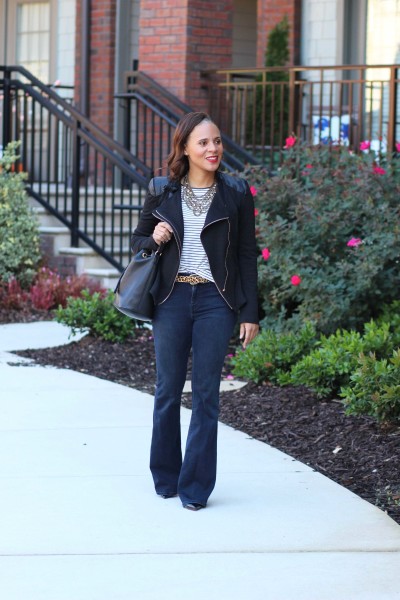 how-to-wear-flare-jeans